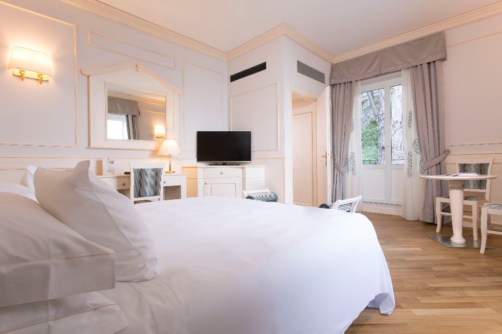Ligurien-Classics Hotelzimmer